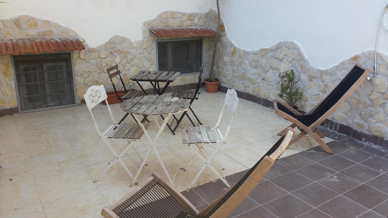Hotel Residenza Il Castello Neapel Exterior foto